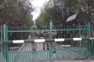 Украинские военные взяли навигационную станцию ЧФ РФ в Геническе