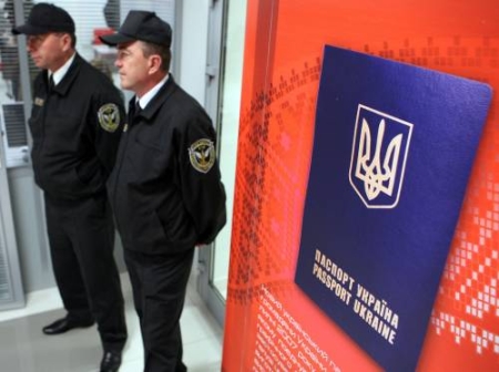 В Крыму прекратили выдачу загранпаспортов
