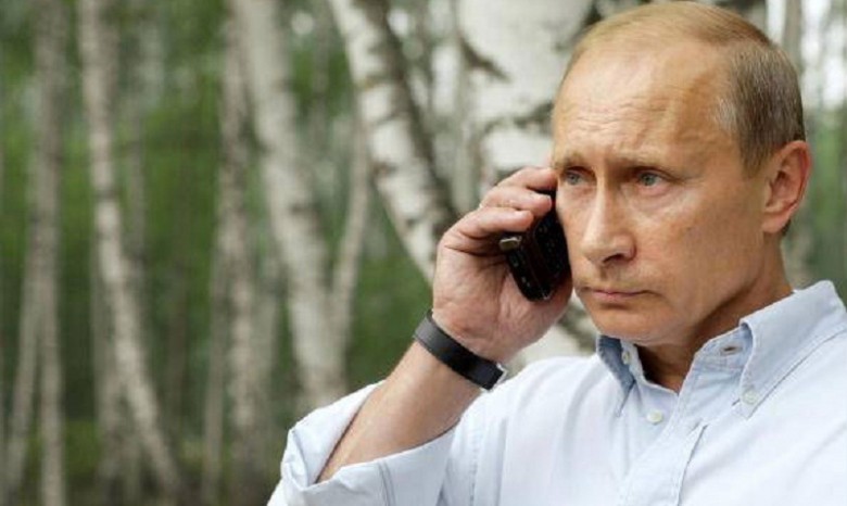 Путин позвонил Обаме - поговорить об Украине
