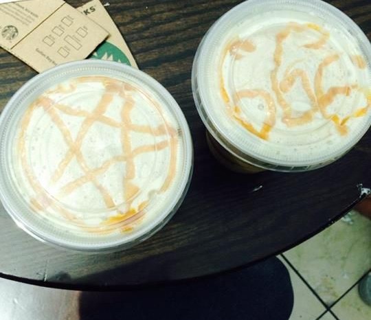 Сеть кофеен Starbucks обвинили в сатанизме