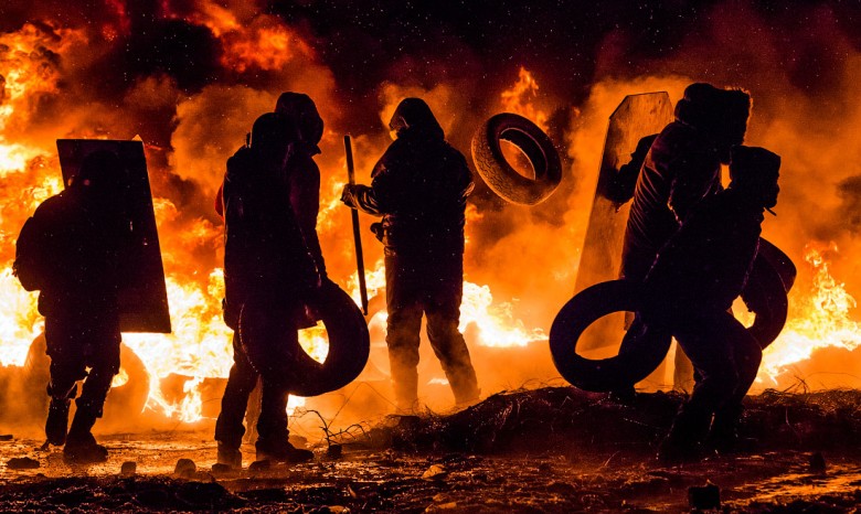 Покрышки с Майдана утилизируют за бюджетные деньги