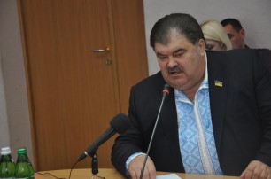 Бондаренко манипулирует с депутатским мандатом