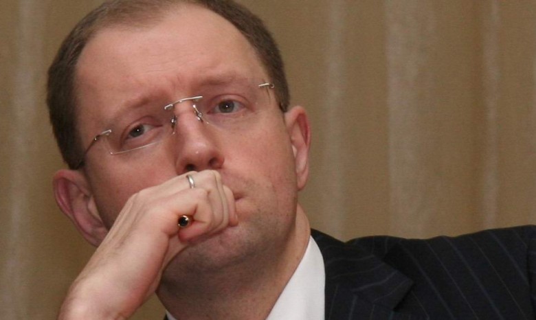Яценюк в Донецке обсудит децентрализацию власти на новую Конституцию