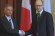 В Киеве президента Швейцарии встретили с датским флагом