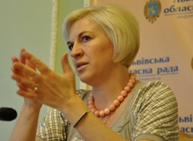 Со львовским губернатором будут судиться за то, что она народный депутат