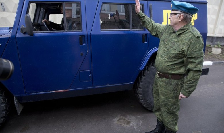 "Тигр" Жириновского провезли в Украину под прикрытием 35 боевиков