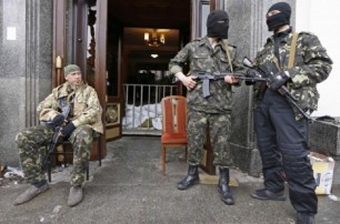 В Донецке боевики захватили в заложники 7 сотрудников "Красного креста"