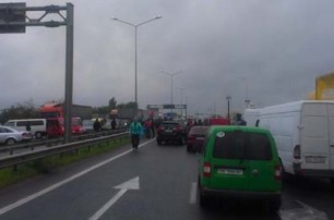 Из-за ставленника Турчинова под Ровно перекрыли дорогу на Киев