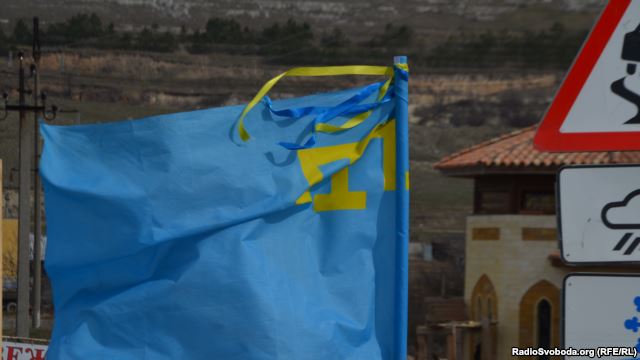 Крымские татары требуют национальную автономию
