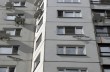 В Ровно двухлетняя девочка выпала с шестого этажа на асфальт