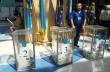 В Харькове мужчина попытался украсть урну для голосования