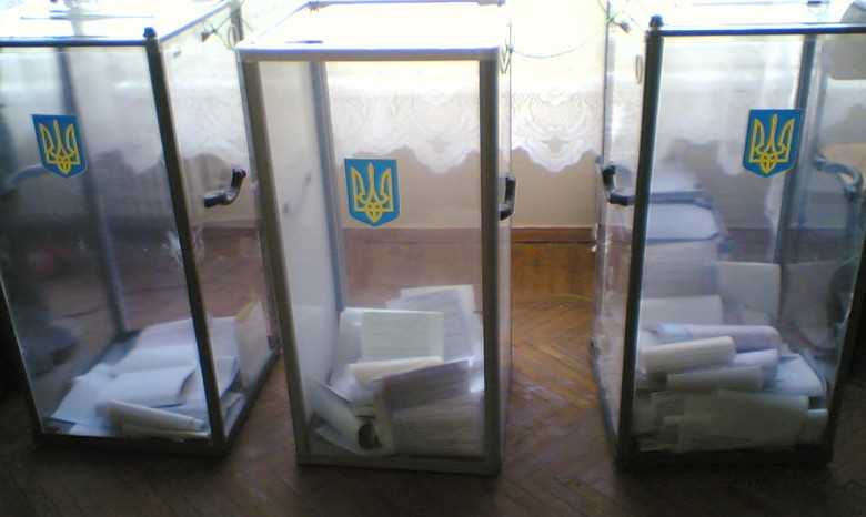 В Луганской области выборы проходят только в 2 из 12 округов