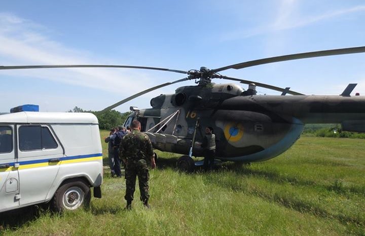 В Славянске сбили военный вертолет