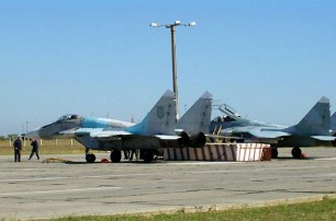 Россия готовит провокации с захваченными в Крыму украинскими самолетами