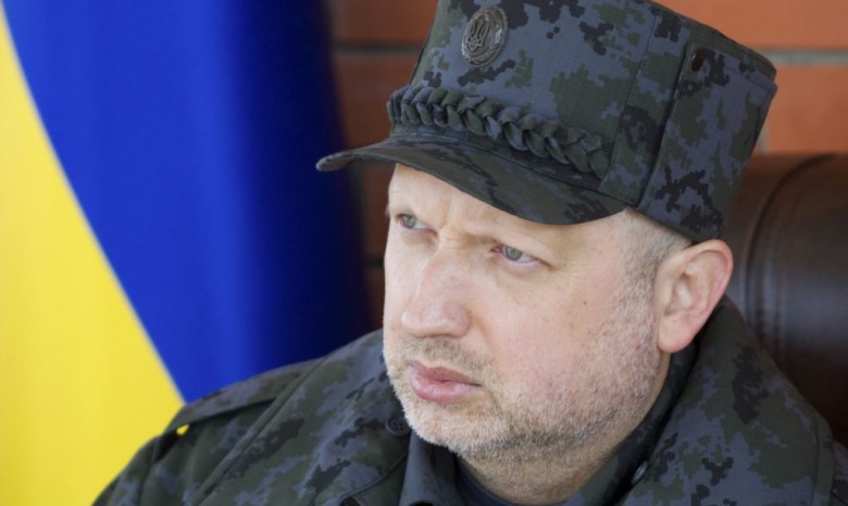 Турчинов поехал на Донбасс переговорить с военными