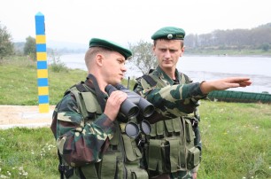 Бойцы ДНР обстреляли погранотряд под Луганском, ранили троих пограничников