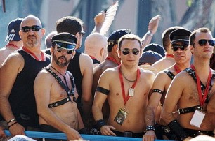 Бойцы ДНР захватили гей-клуб в Донецке