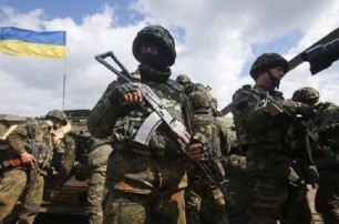 В ночных боестолкновениях на Донбассе ранены двое военных