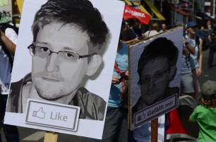 Про Эдварда Сноудена снимут фильм