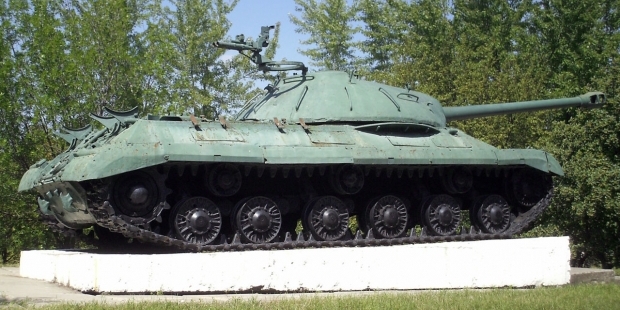 В Донецкой области угнали танк-памятник