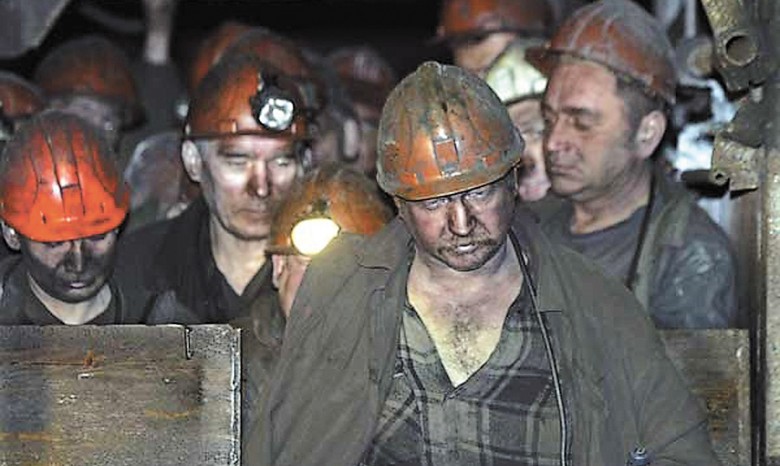 Под завалами на шахте в Кировском погибли все 9 горняков