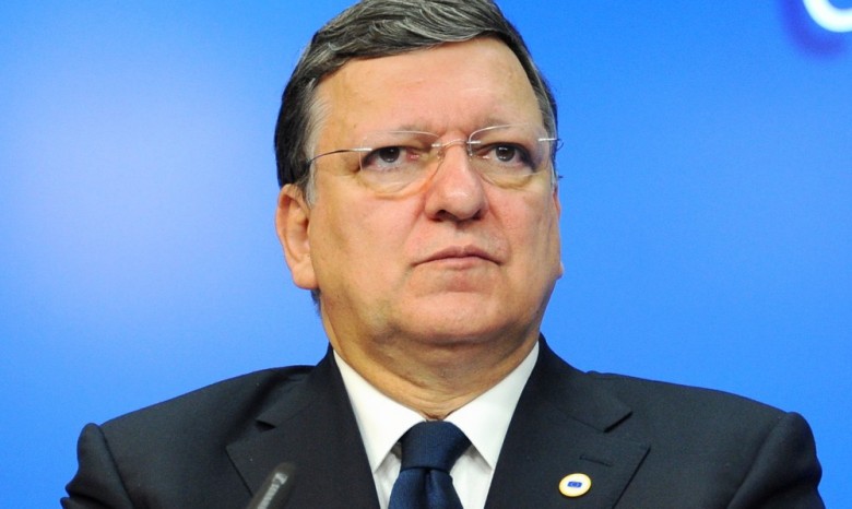 Баррозу требует от Путина прекратить военную агрессию