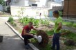 В Мариуполе студенты-сварщики установили символ мира