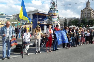 Ассоциацию с ЕС на Майдане не празднуют
