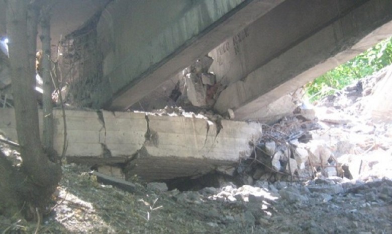 В Донецкой области взорвали еще один мост