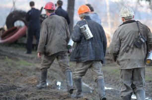 В Луганской области обстреляли автобус с шахтерами