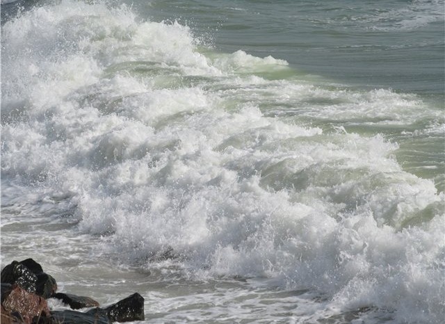 В Одессе мужчина погиб прыгнув в море с пирса