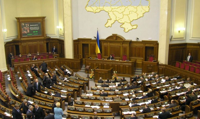 Роспуск Верховной Рады депутаты взвалили на плечи Порошенко