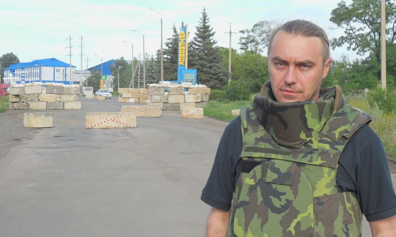 «Свободовцы» захватили  два этажа новостройки и заселили туда крымских беженцев