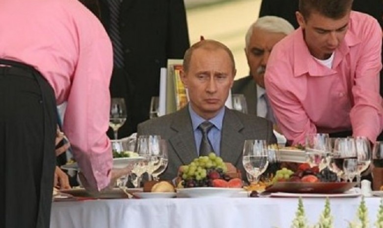 Еду Путина проверяет дегустатор
