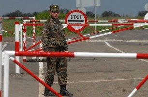 Российские пограничники закрыли 3 пропускных пункта с Украиной