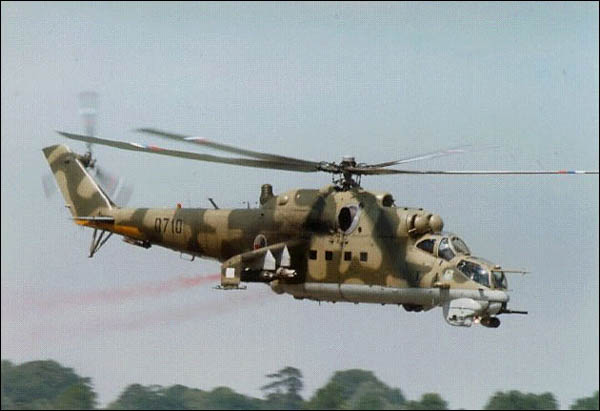 Украинское воздушное пространство нарушили 11 российских вертолетов