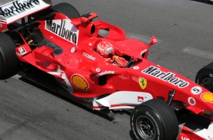 Жена Шумахера продает его победную Ferrari