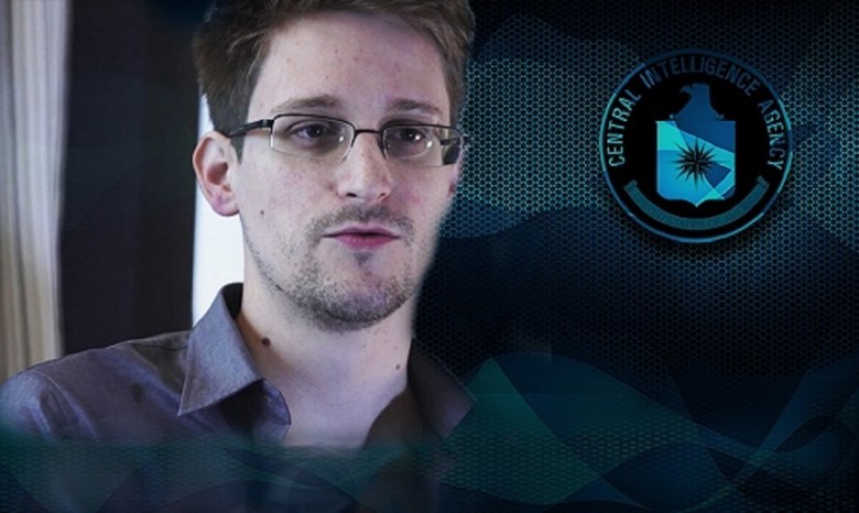 Сноуден останется в России еще на три года