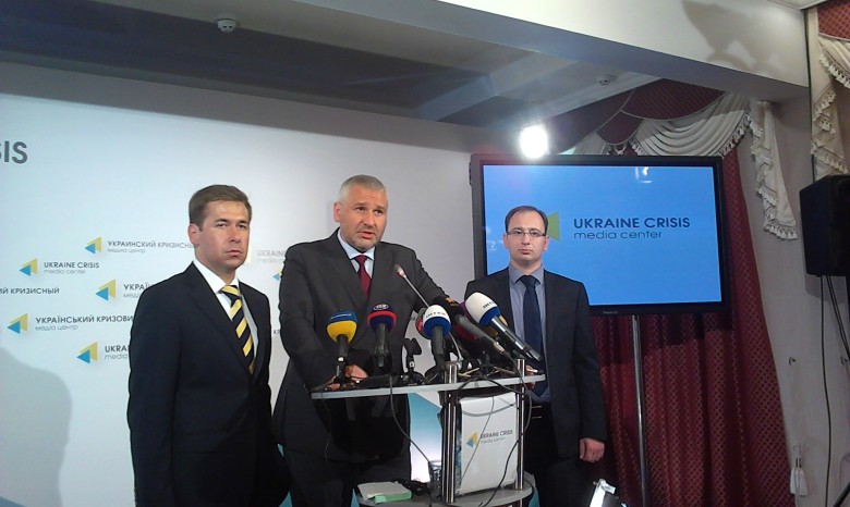 Савченко не жалуется на условия в камере - адвокат