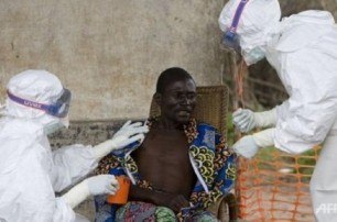 В Либерии из-за лихорадки Эбола ввели чрезвычайное положение