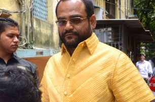 Индийский бизнесмен купил себе рубашку из золота