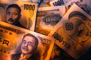 Порошенко согласился взять у Японии кредит в миллиард иен на реформы