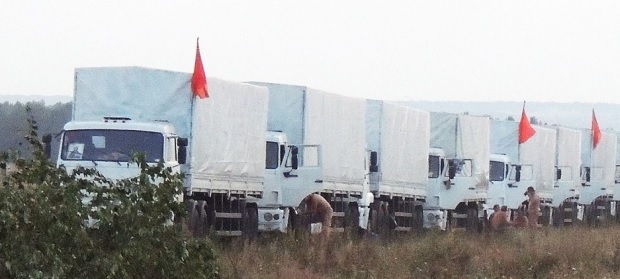 «Гуманитарный конвой» встал лагерем в 35 км от украинской границы