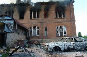 На Донбассе 32 больницы полностью разрушены, еще 17 повреждены