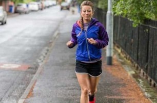 Британка пробежала 35 марафонов за 35 дней