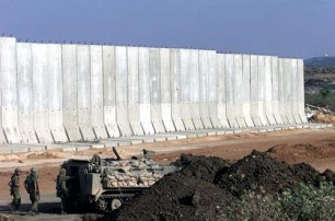 «Стена» не решит проблему уязвимости Украины - эксперт