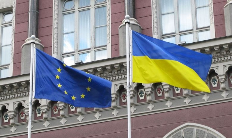 Шок от потери России настигнет Украину раньше выгод от Евросоюза - эксперт