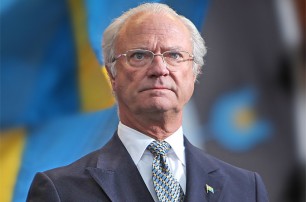 Король Швеции угодил в аварию