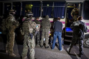 В Красном Луче освободили из плена шесть украинских военнослужащих