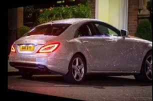 Россиянка украсила свой Mercedes тысячами бриллиантов